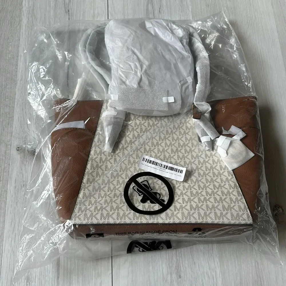 MICHAEL‎ KORS Maddie large signature top zip tote handbag vanilla/brown NWT pkg